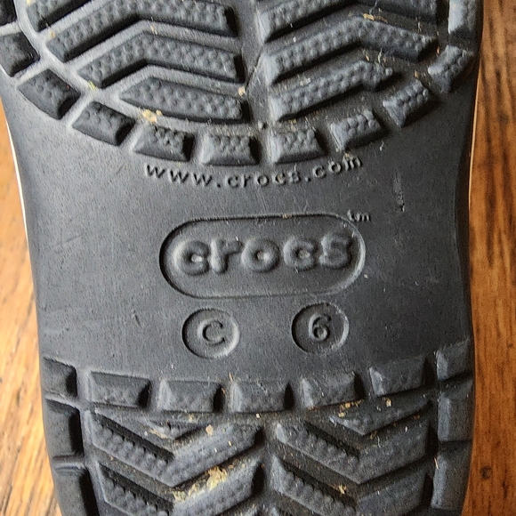 Kids Black Crocs Clogs - Picture 3 of 6